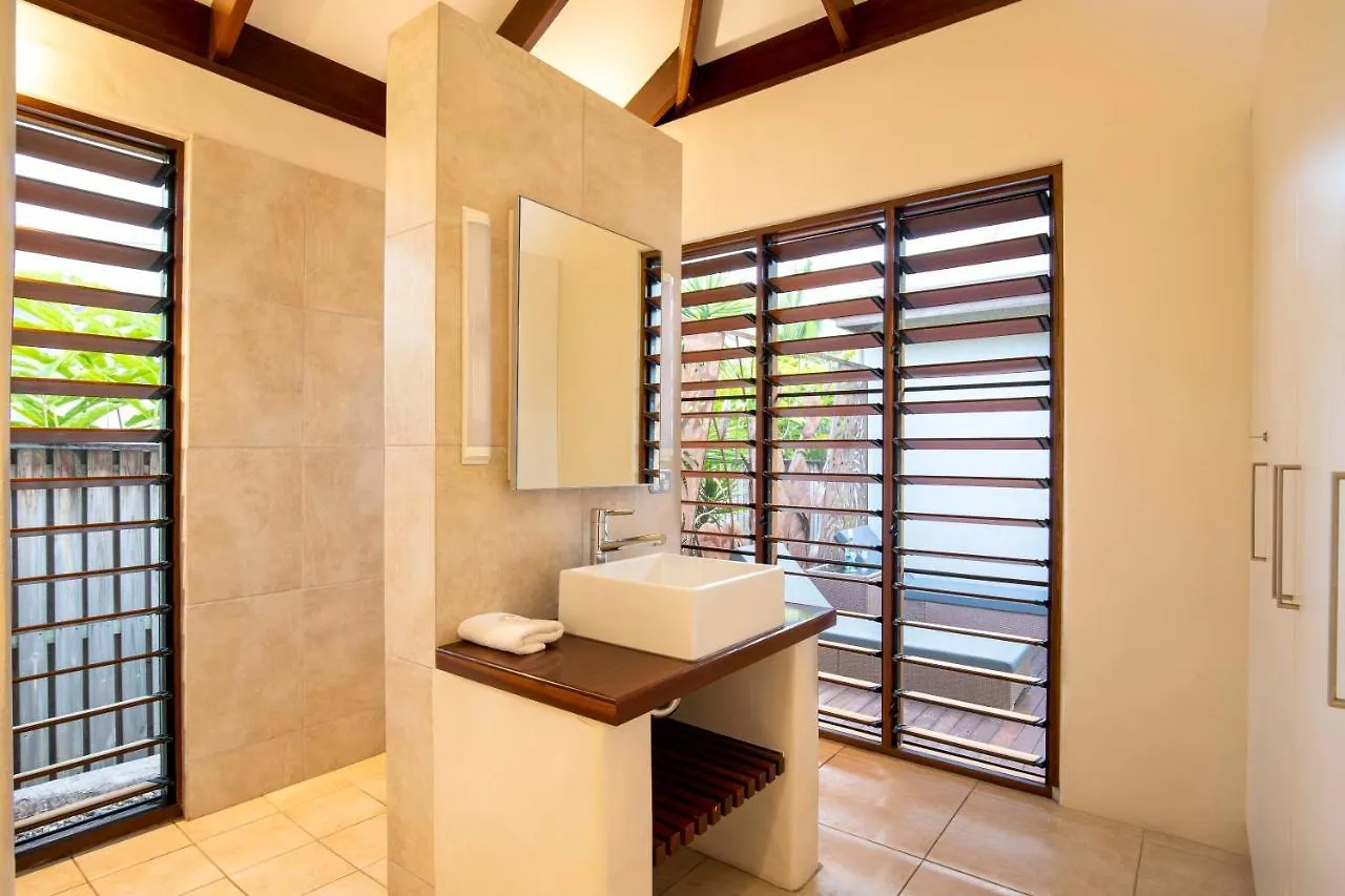 Villa Indah Port Douglas Australia