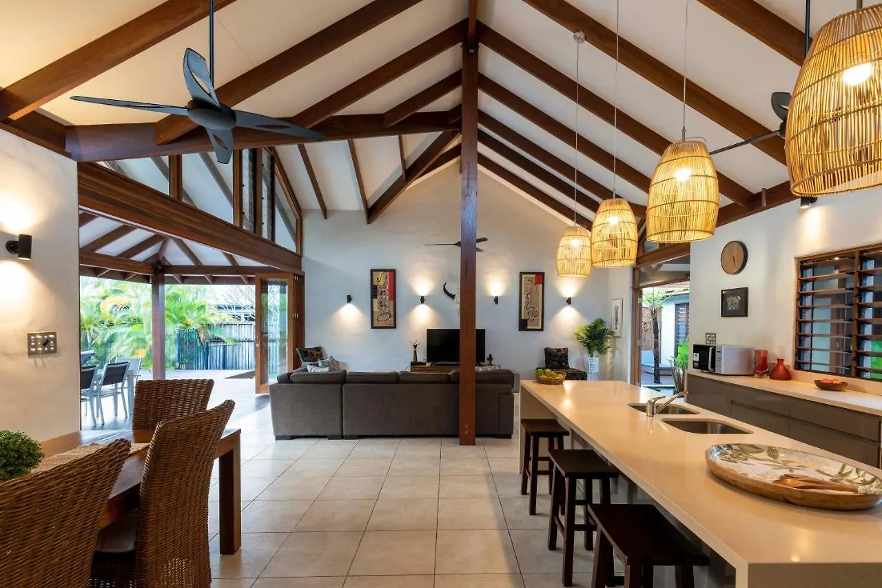 Villa Indah Port Douglas Australia